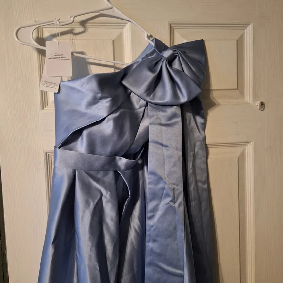 Girls Cinderella Blue One-Shoulder Formal Gown - Picture 3 of 7